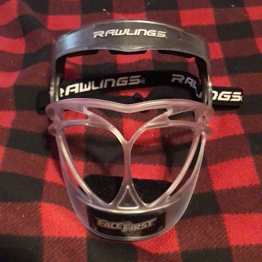 Rawlings softball fielding face protector